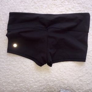 Boogie short